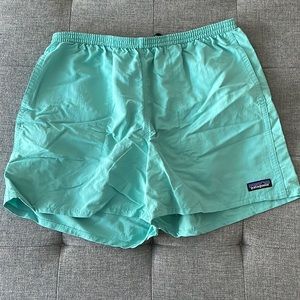 Worn a few times Patagonia swim shorts, seize large mint green color.